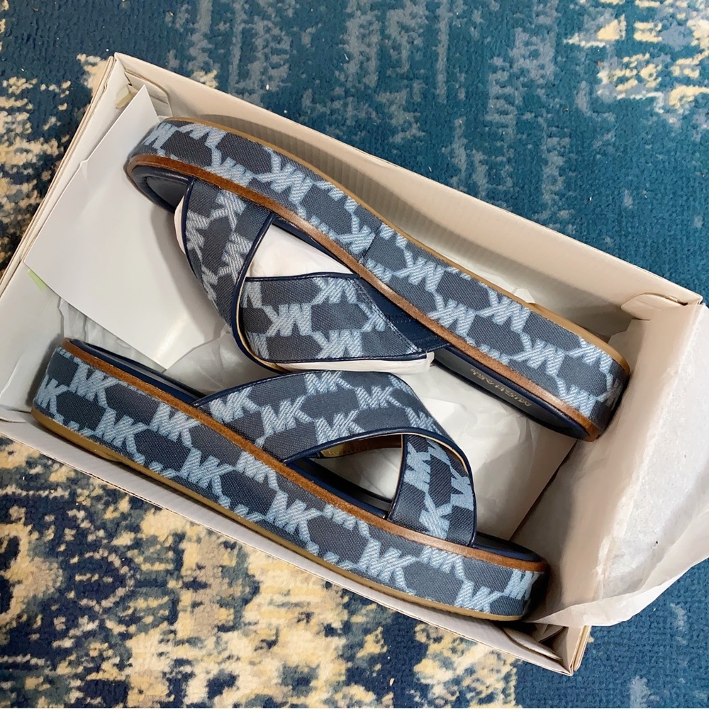 Michael Kors Indira Logo Jacquard Platform Slide Sandal size 10 - Picture 12 of 13